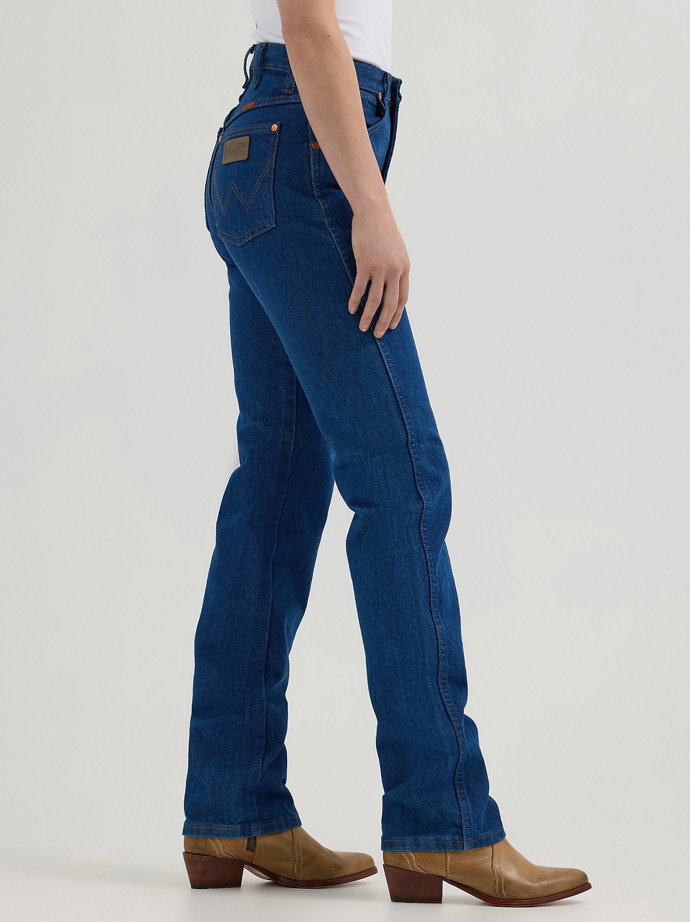 014MWZG Women's Cowboy Cut Slim Fit Jean