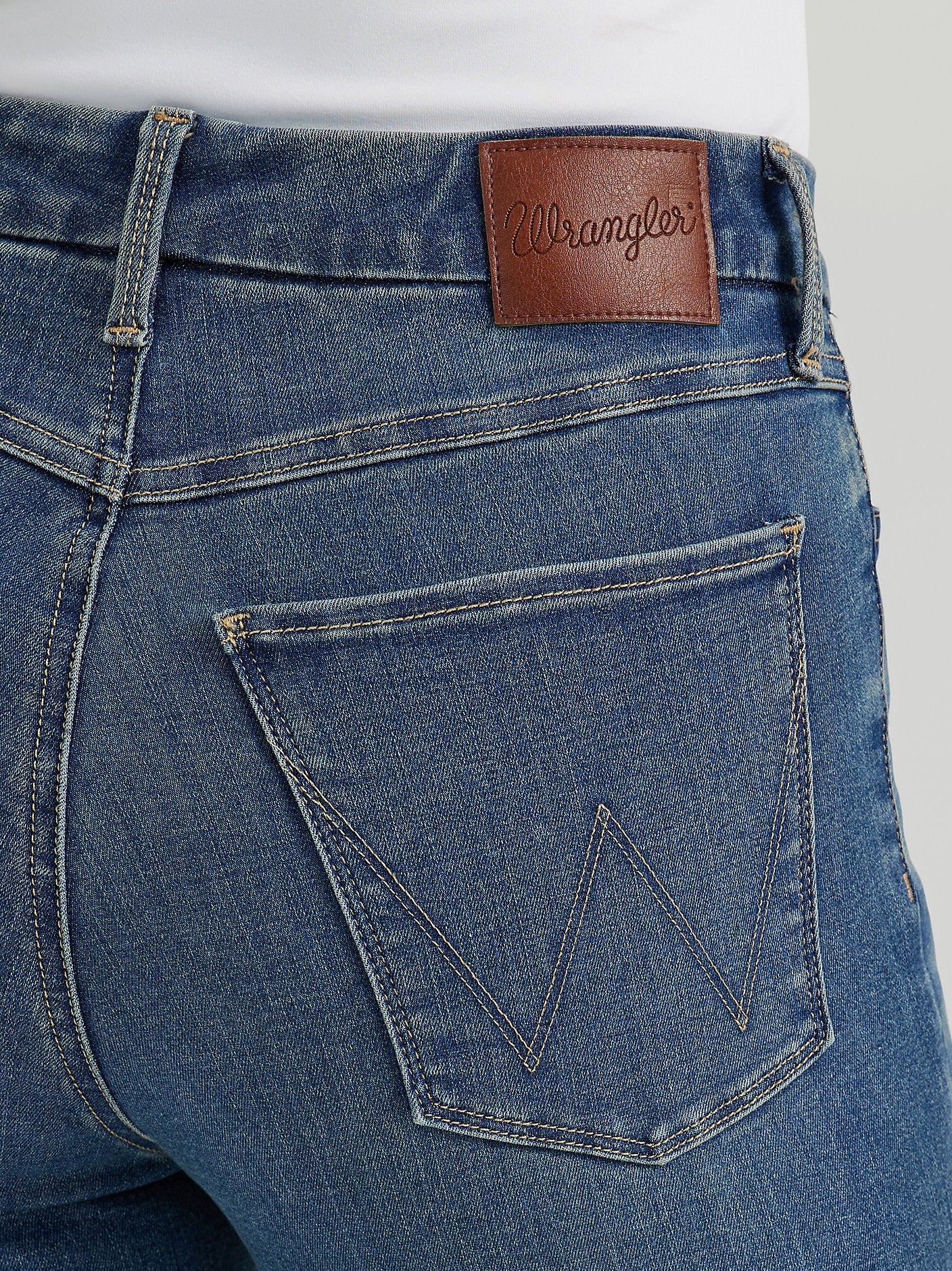 Women's Bespoke High Rise Bootcut Jean