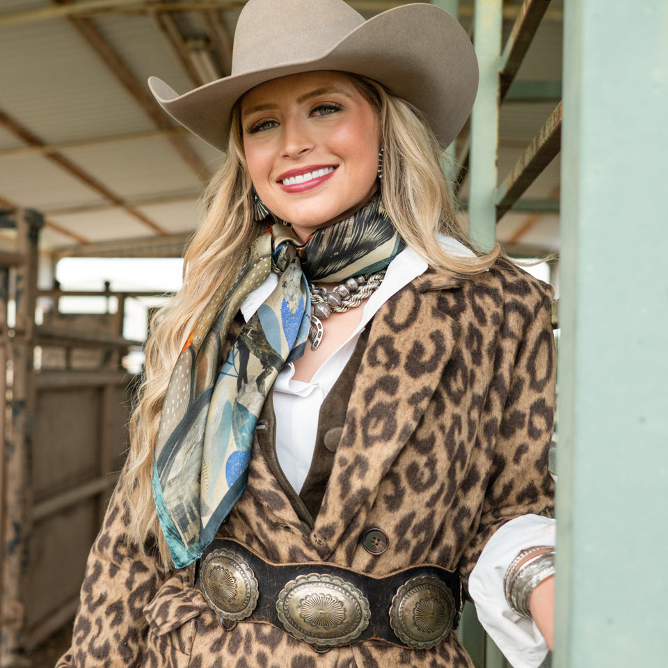 Shorty Scarf- Blue Melodies