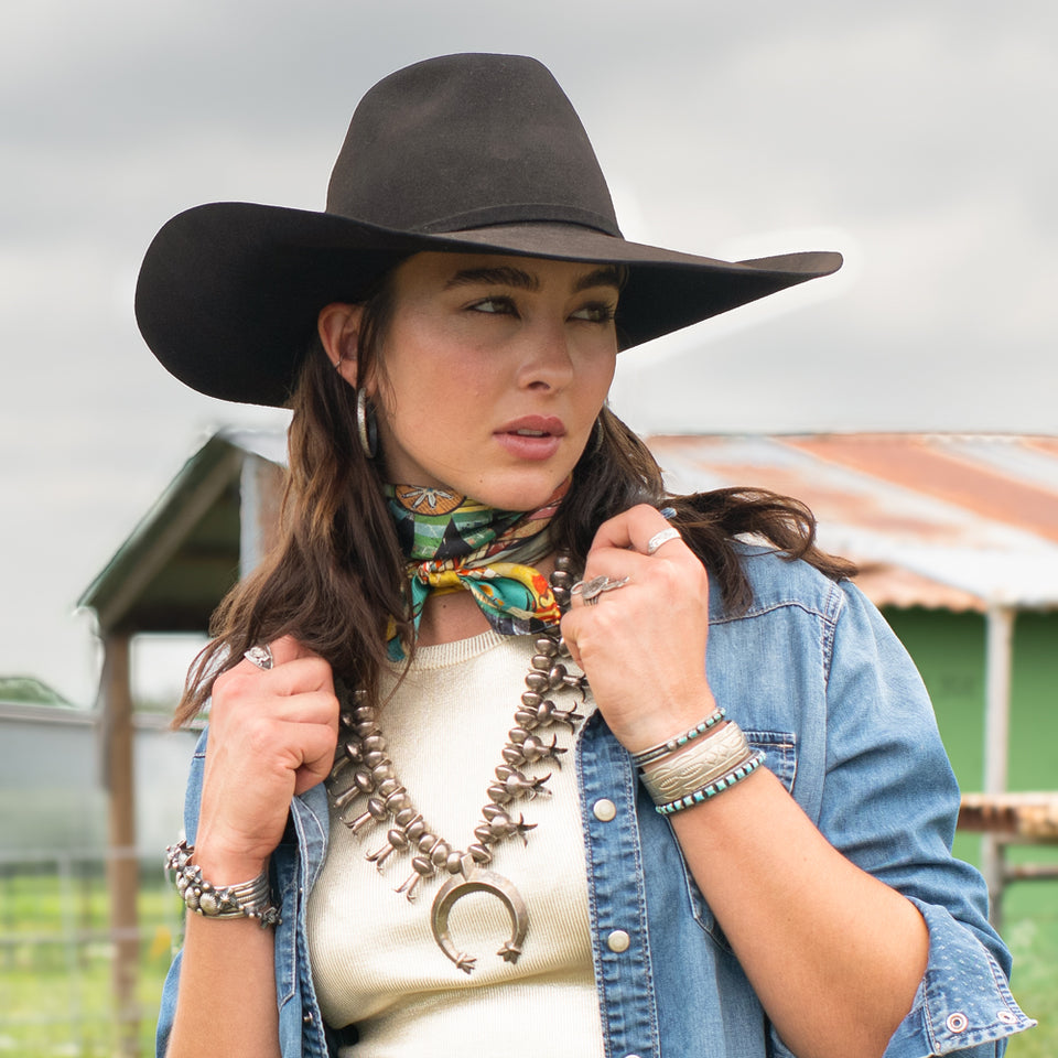 Shorty Scarf- Turning Point