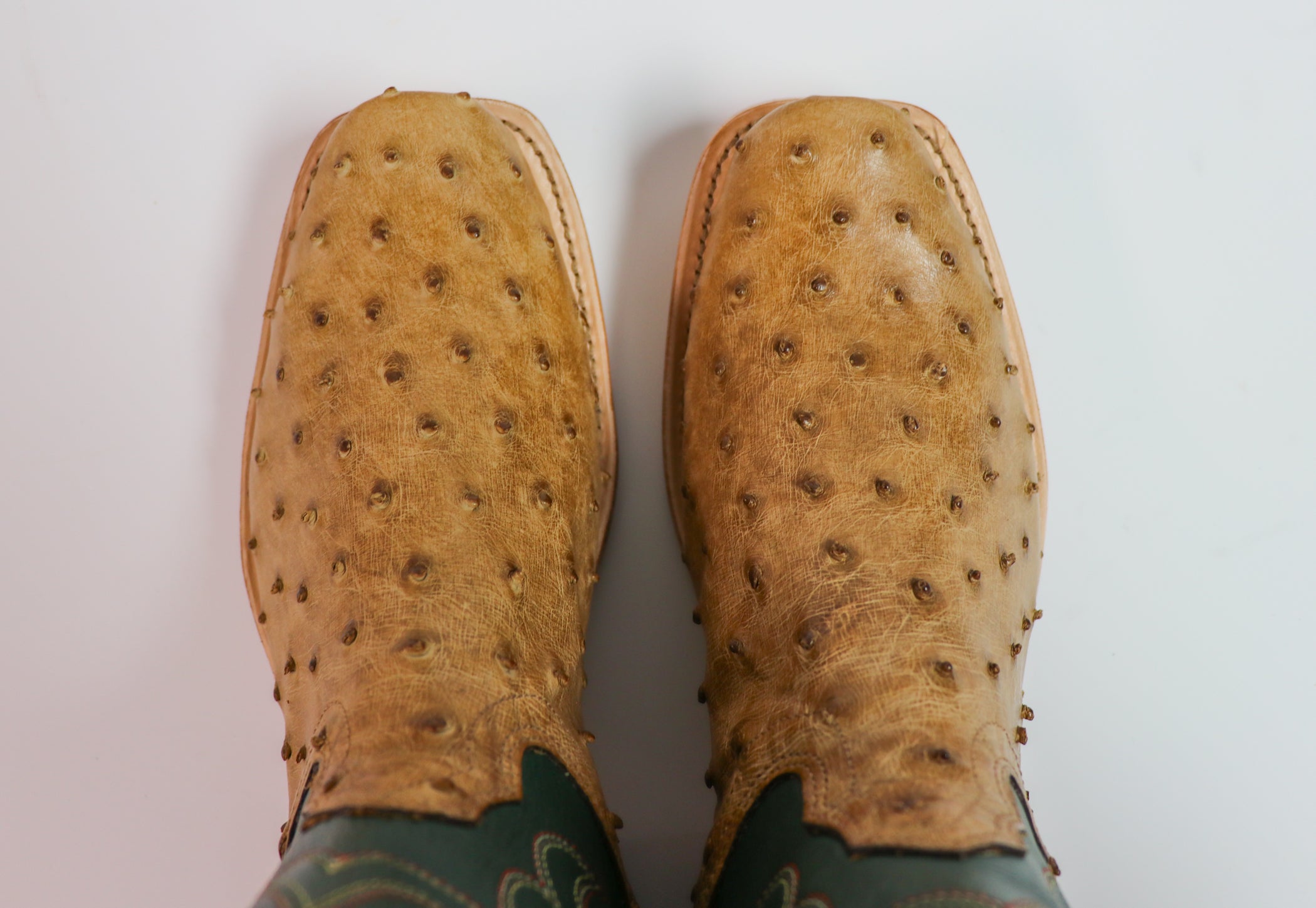 Antique Saddle Ostrich Cutter Toe Boot