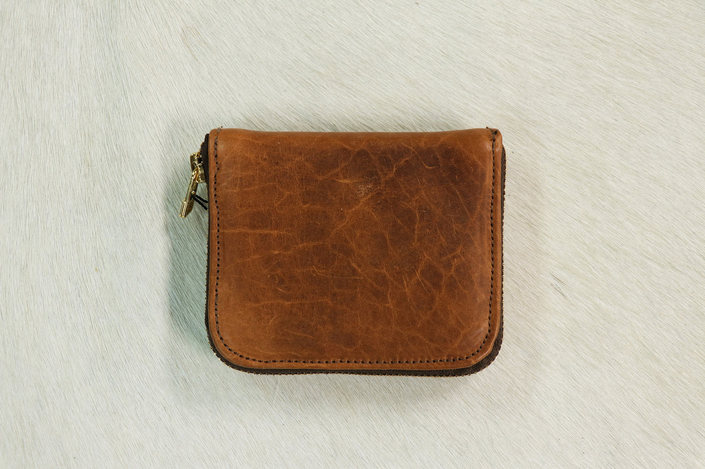 090 Small Zip Wallet in Cognac Bison
