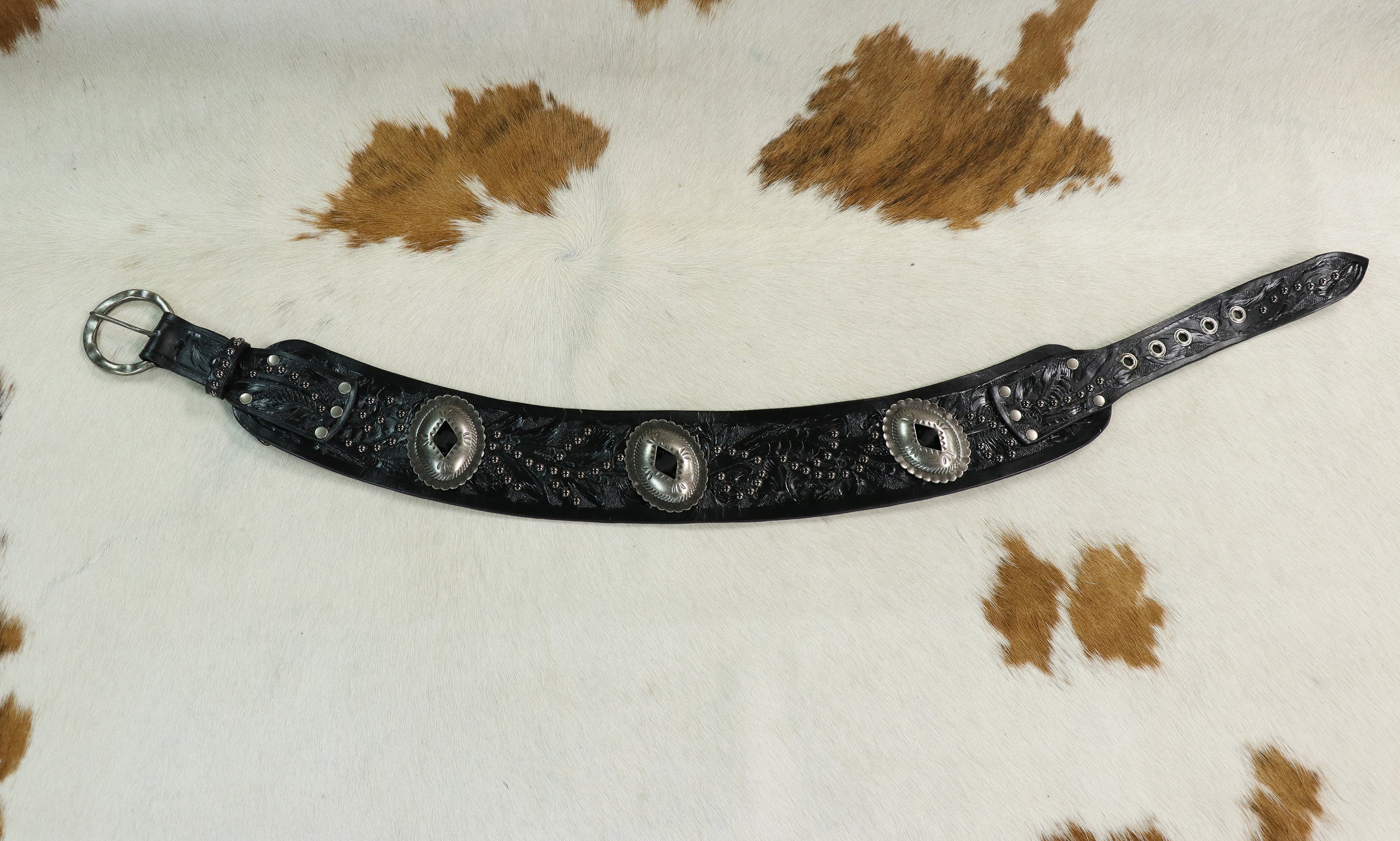 1004TL Tooled Belt in Black