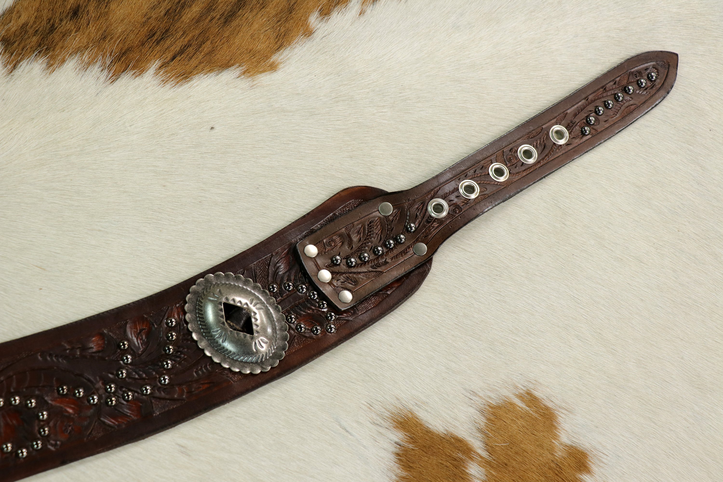 1004TL Tooled Belt in Brown