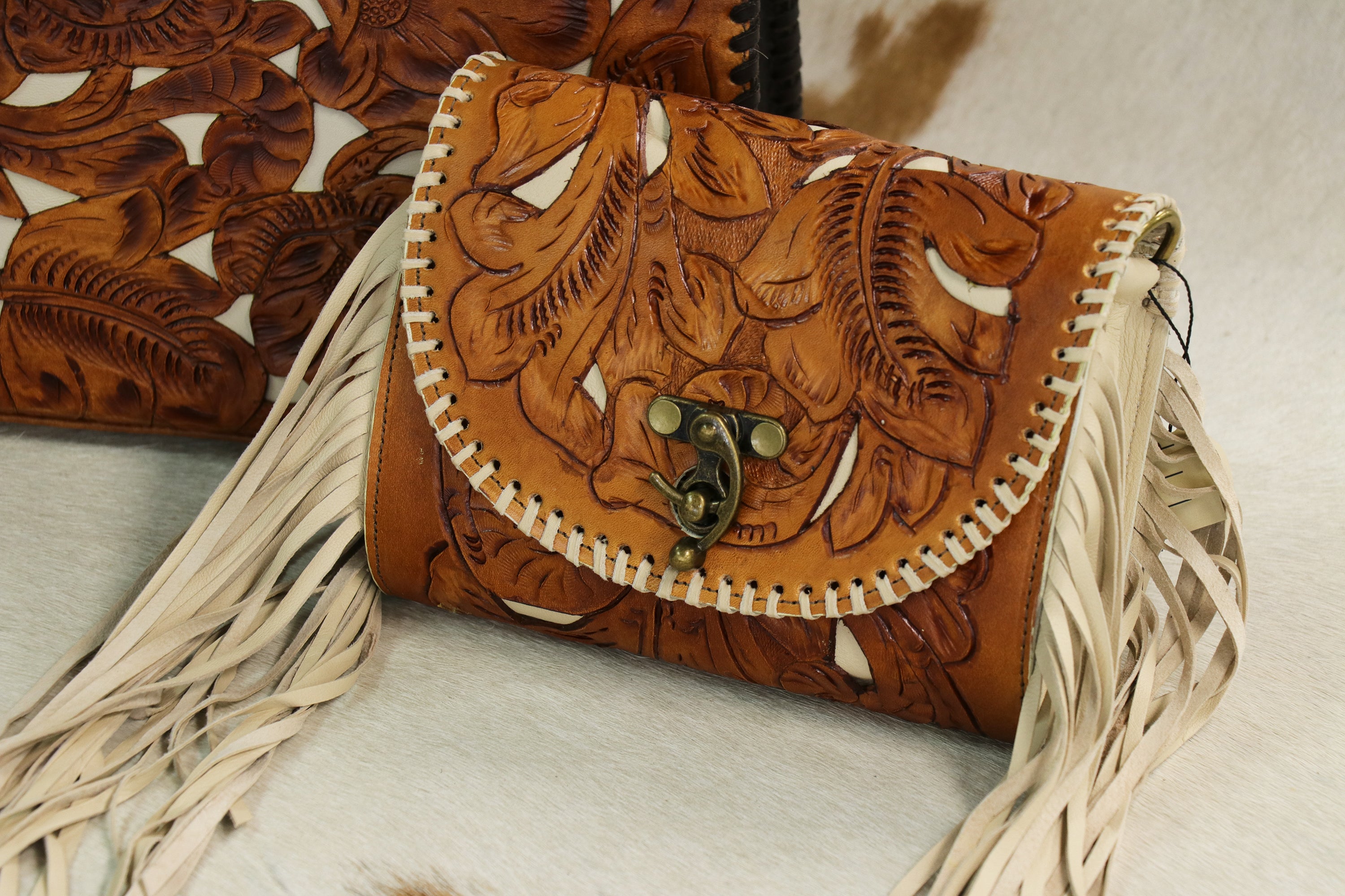 027TL Tooled Saddle Tan w/ Ivory Inlay & Fringe