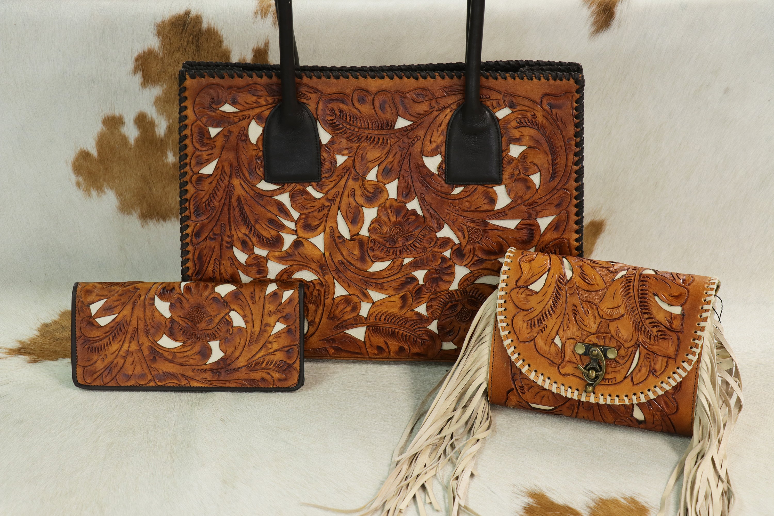 021TL Tooled Saddle Tan w/ Ivory Inlay Wallet