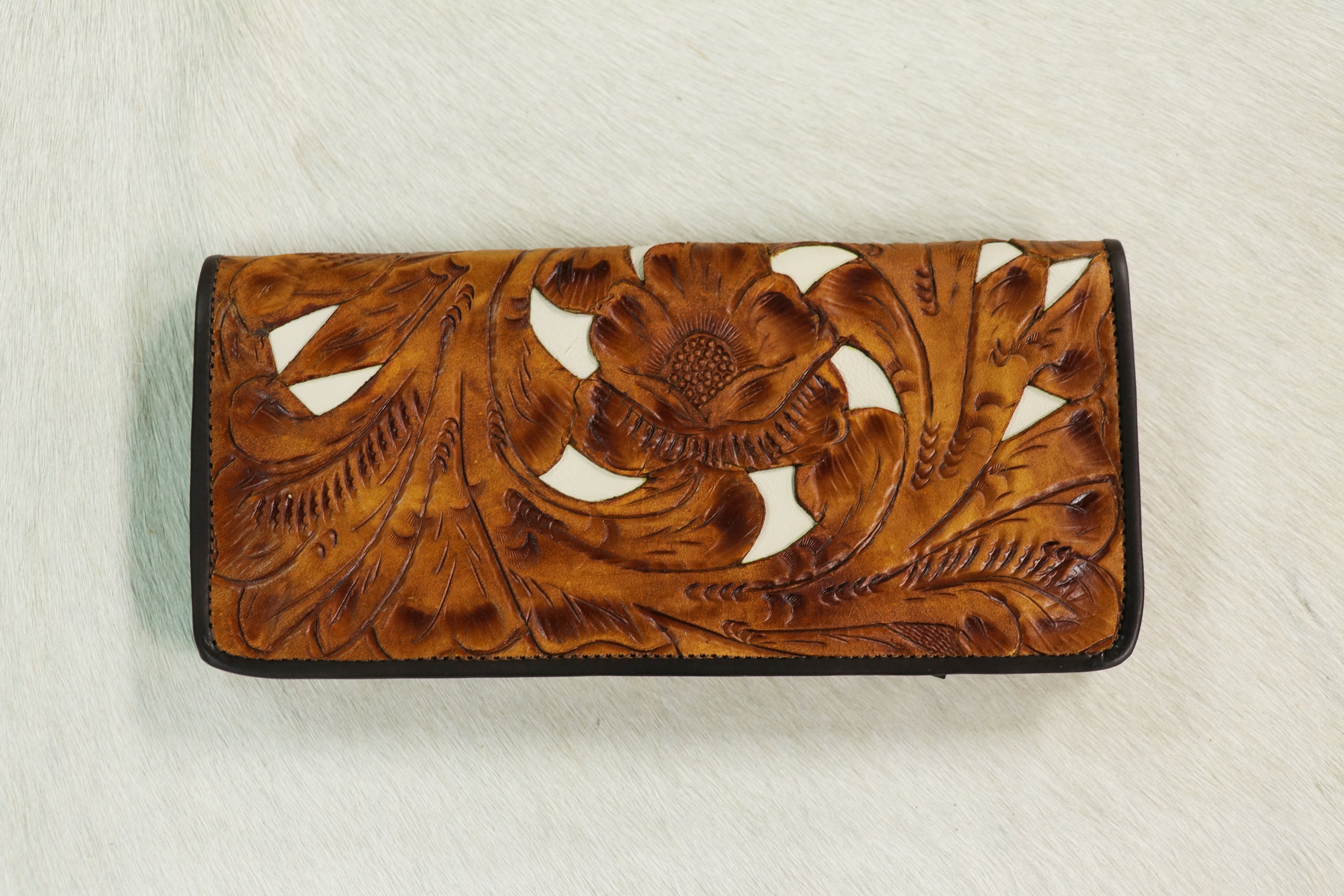 021TL Tooled Saddle Tan w/ Ivory Inlay Wallet