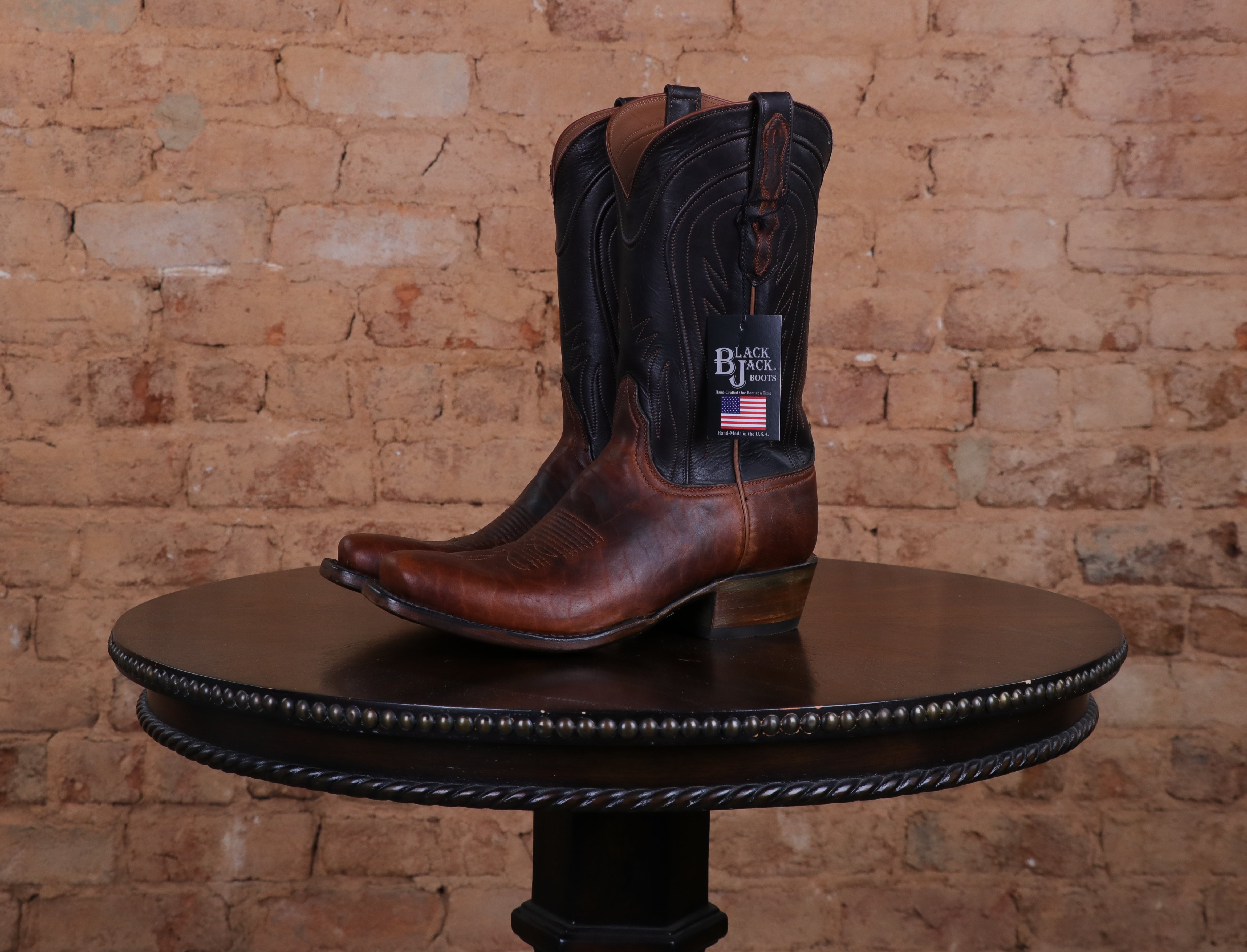 289 Shoulder Buffalo Boot in Tan