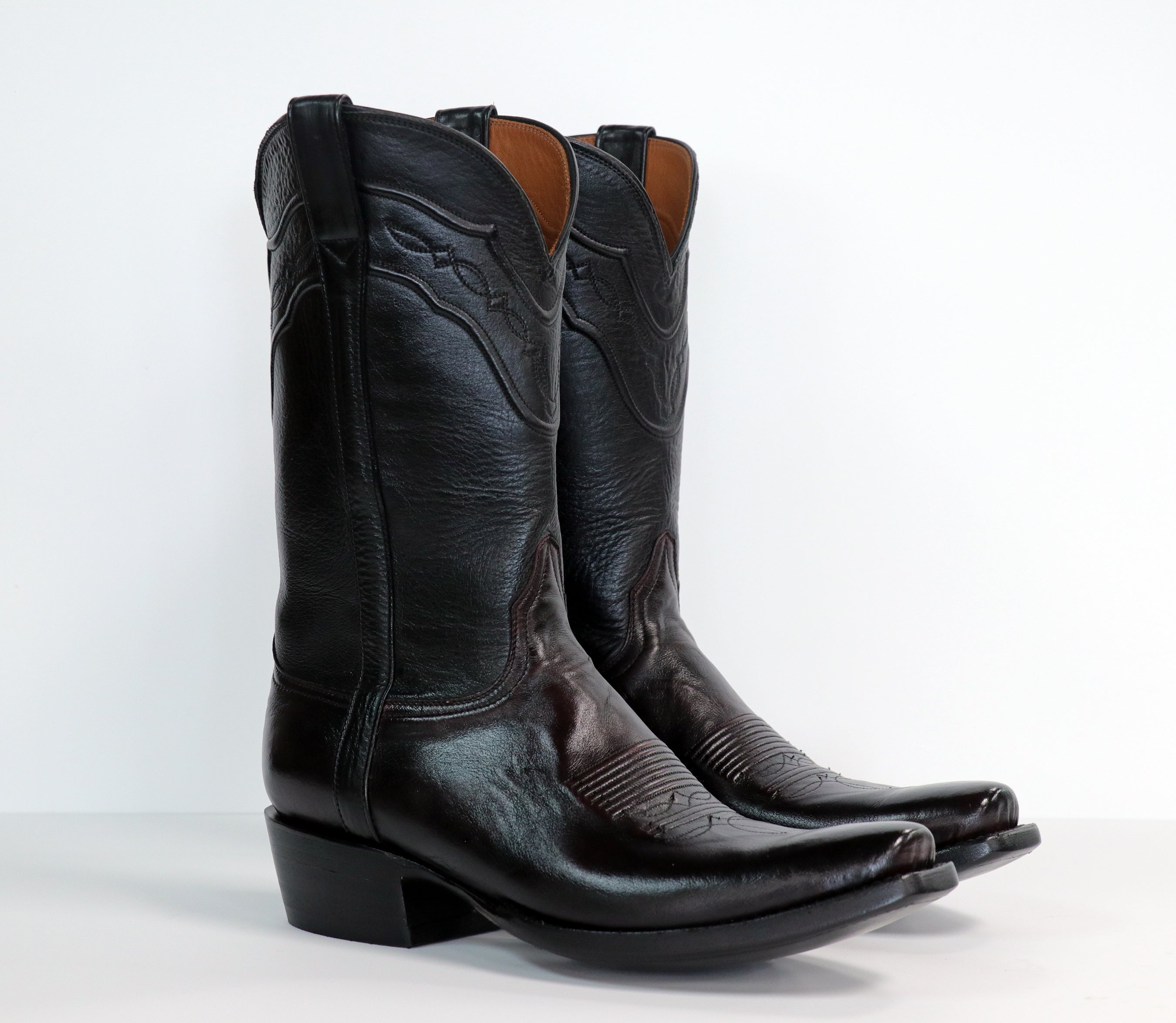 1170 Florence Buffalo Cutter Toe Boot in Black Cherry