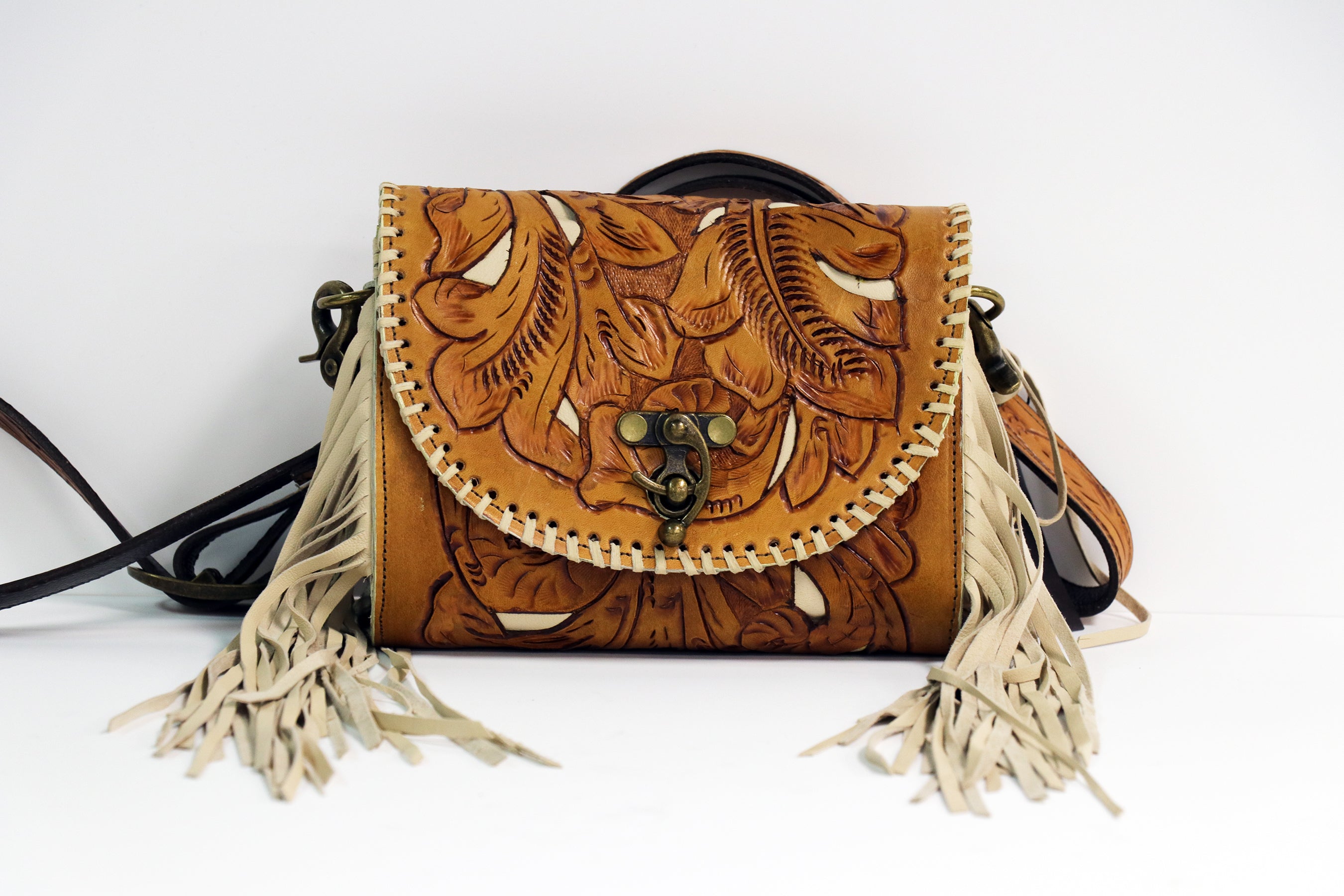 027TL Tooled Saddle Tan w/ Ivory Inlay & Fringe