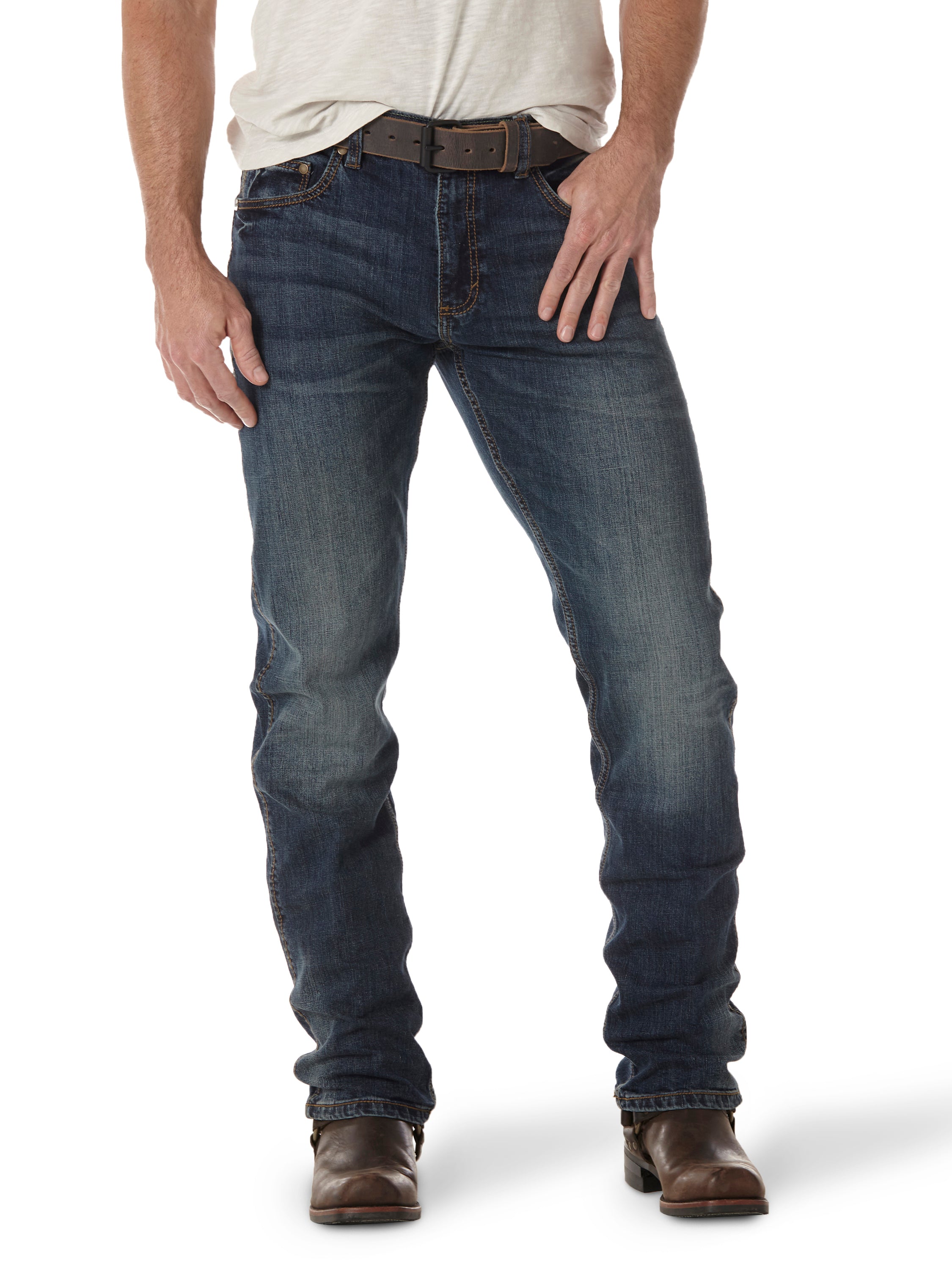 Retro Slim Fit Straight Jean in Bozeman
