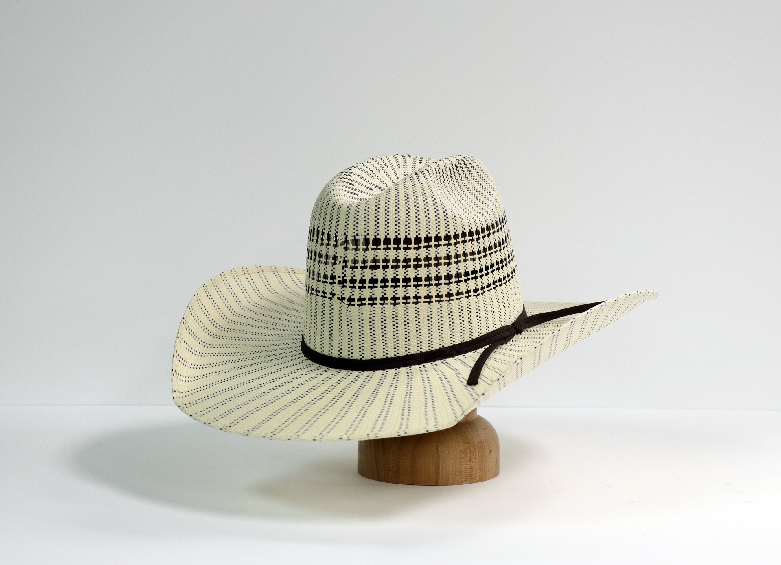 Quenten Straw Cowboy Hat in Champ