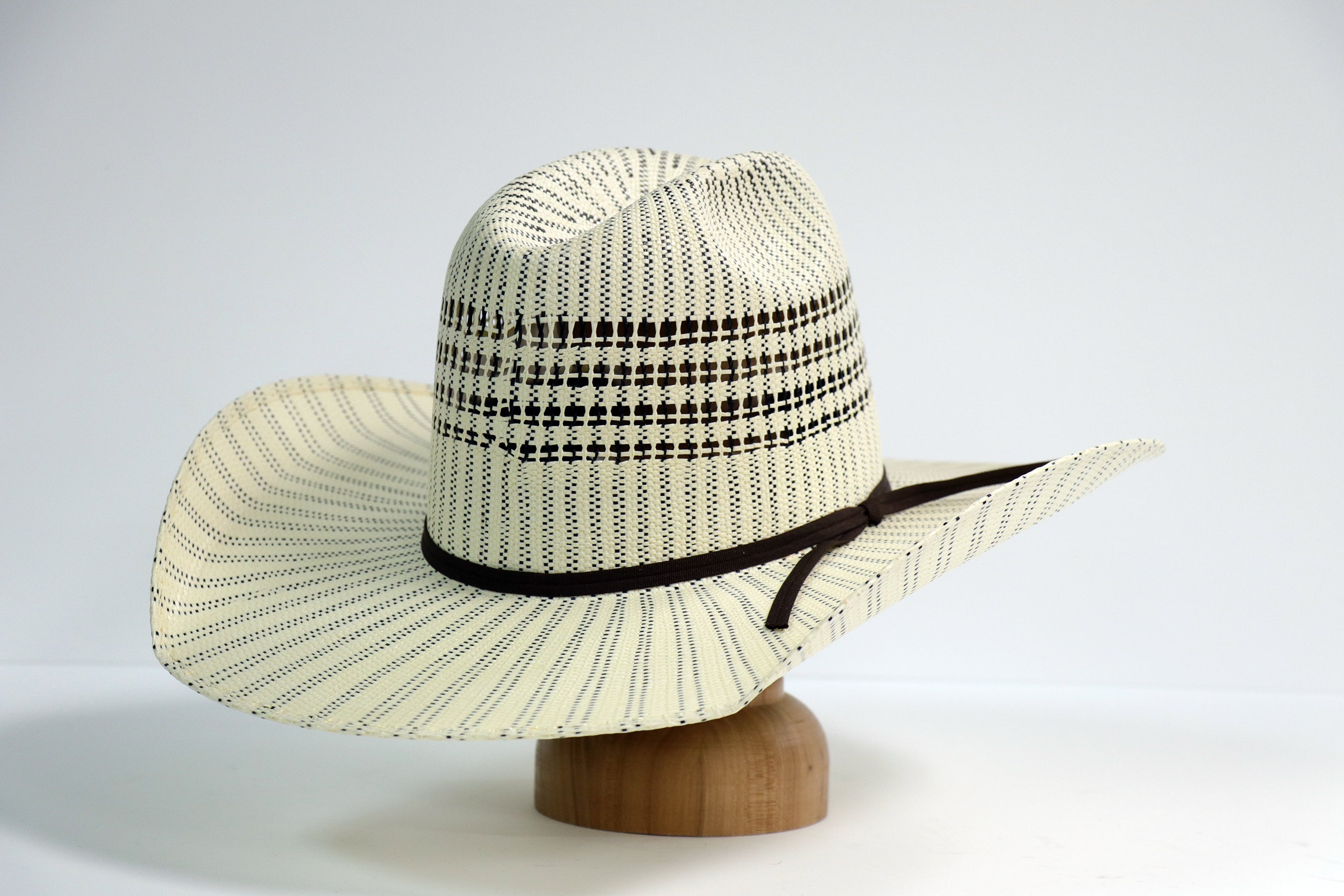 Quenten Straw Cowboy Hat in Champ
