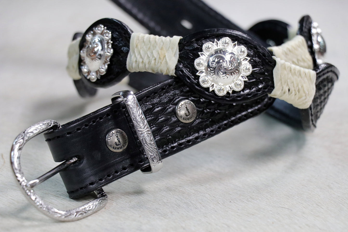 B933G Black Leather Scalloped Belt