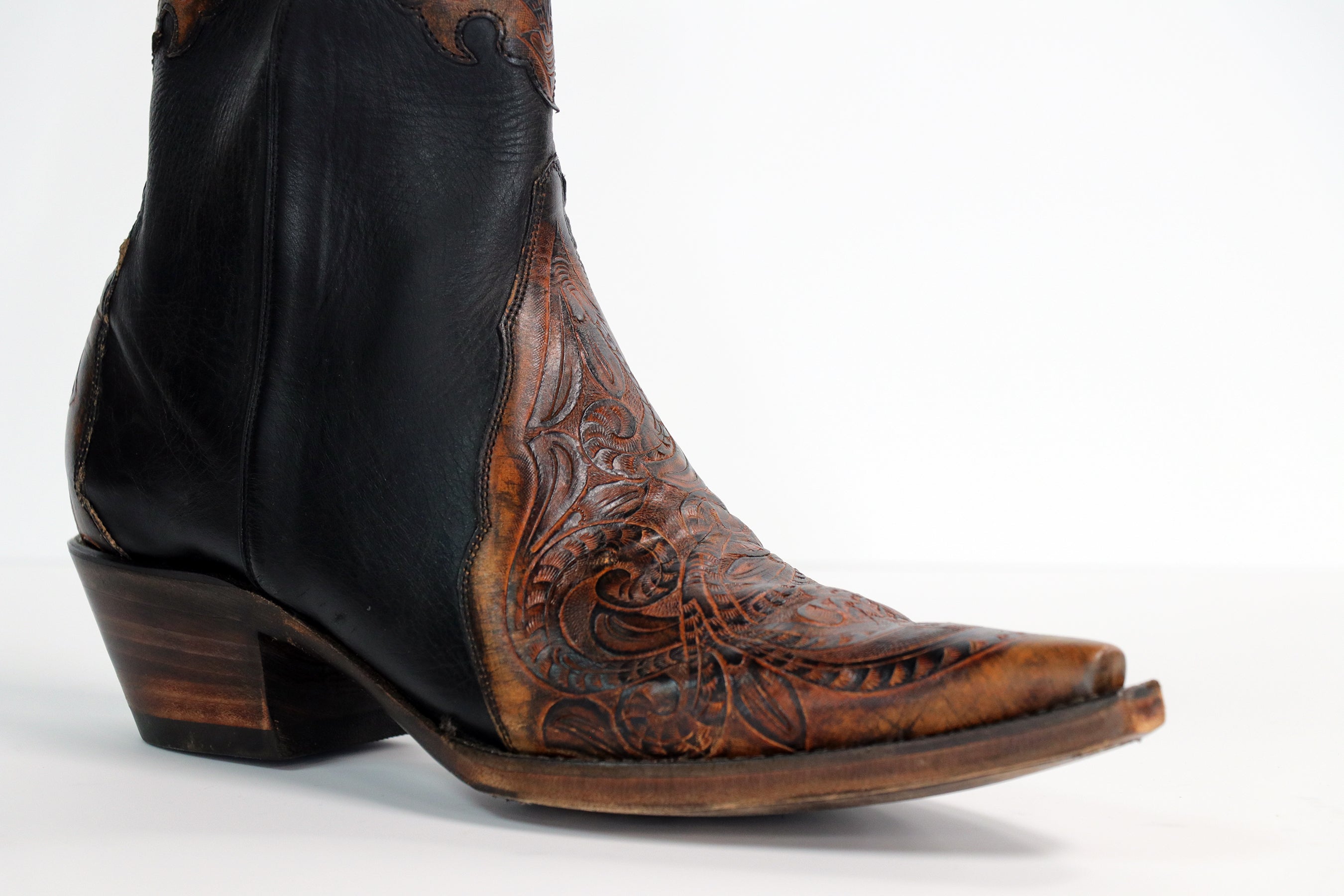 HTP-228 Hand Tooled Vamp Shorty Zipper Boots