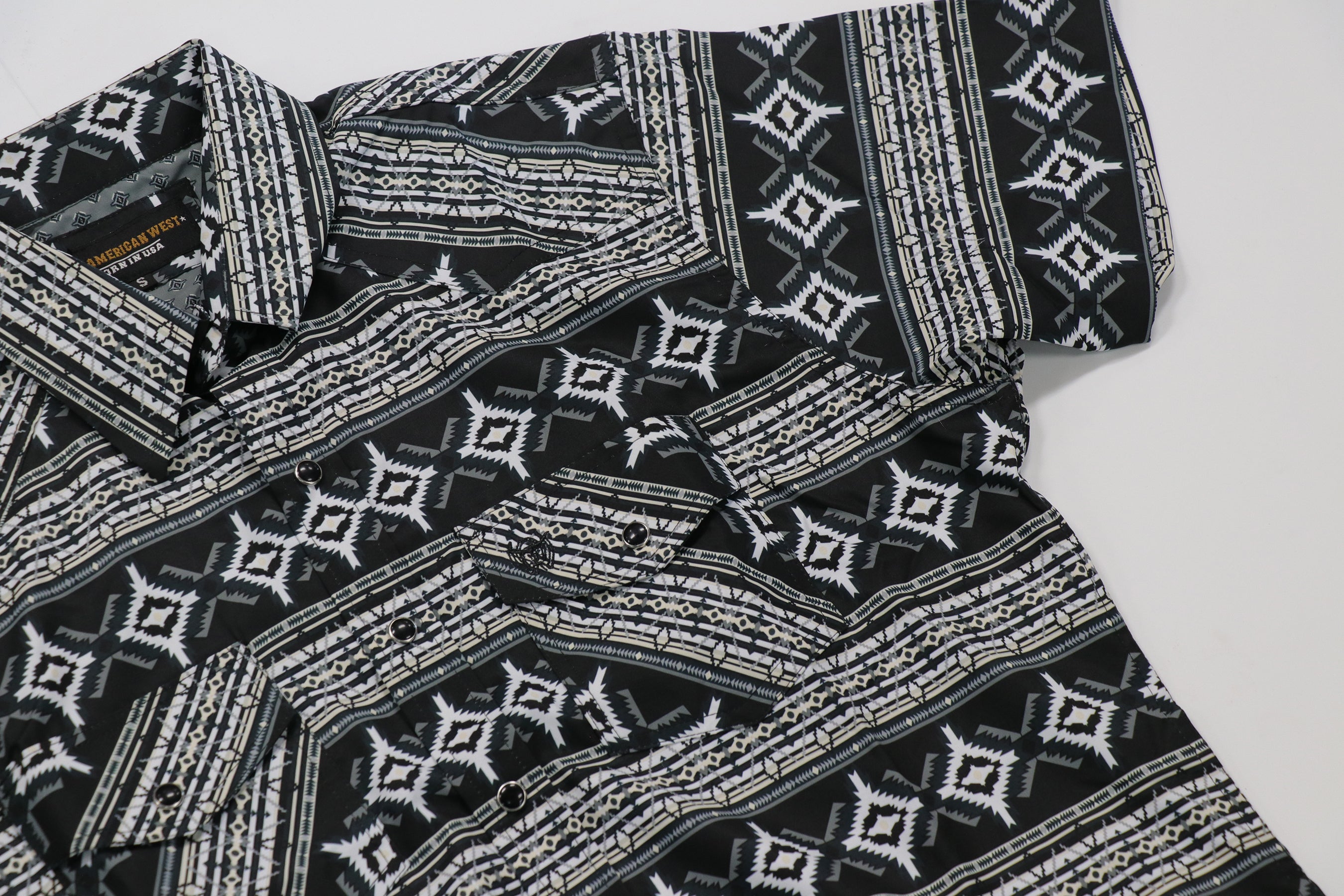 Performance Short Sleeve Pearl Snap